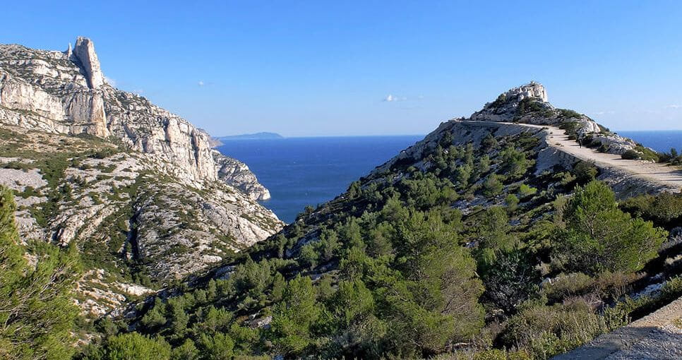 Colombier-fiche-activites-sports-loisirs-calanques-cassis-bloc1-grande
